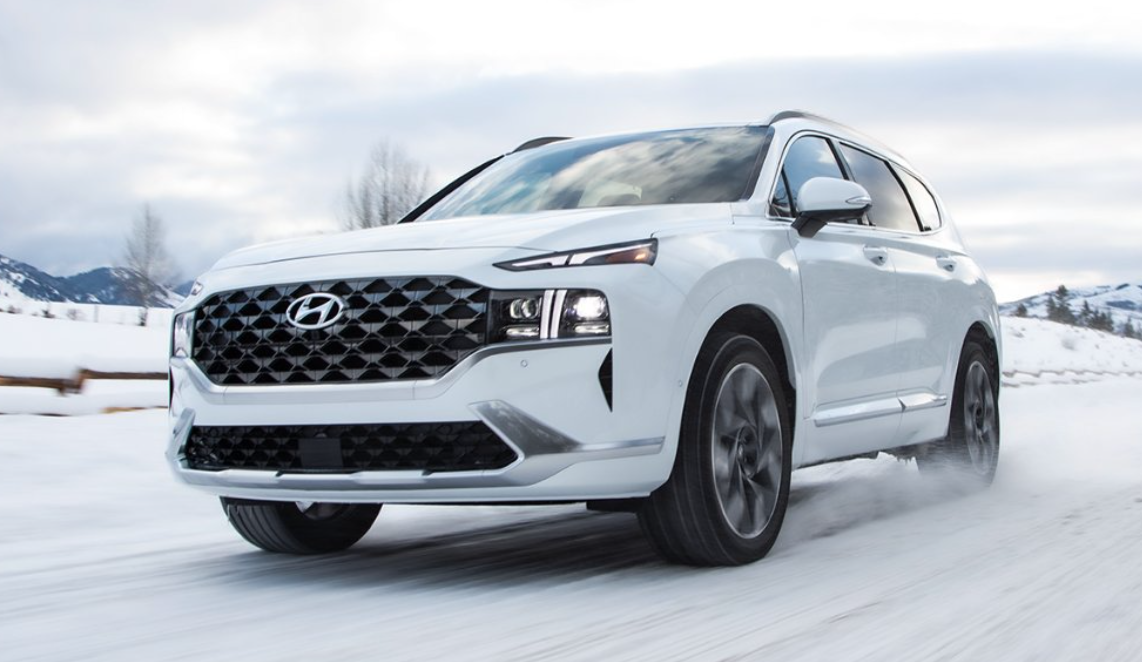 Hyundai in the Snow