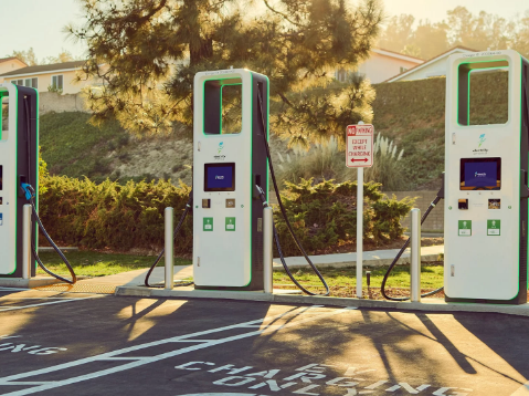 Carga pública de vehículos eléctricos